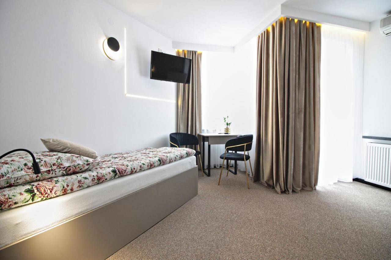 Motel Na Zbojeckiej Skawa Dış mekan fotoğraf