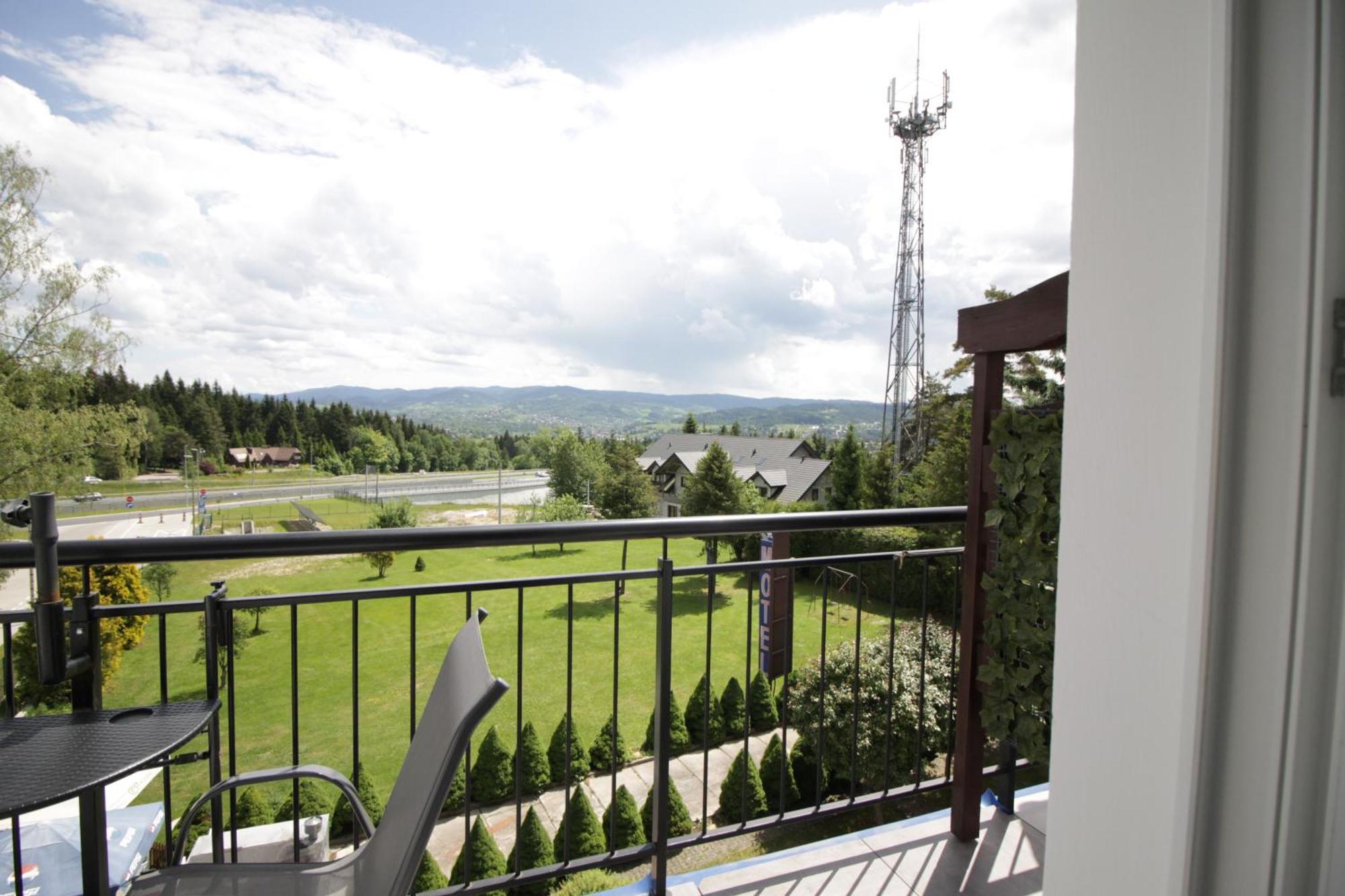 Motel Na Zbojeckiej Skawa Dış mekan fotoğraf