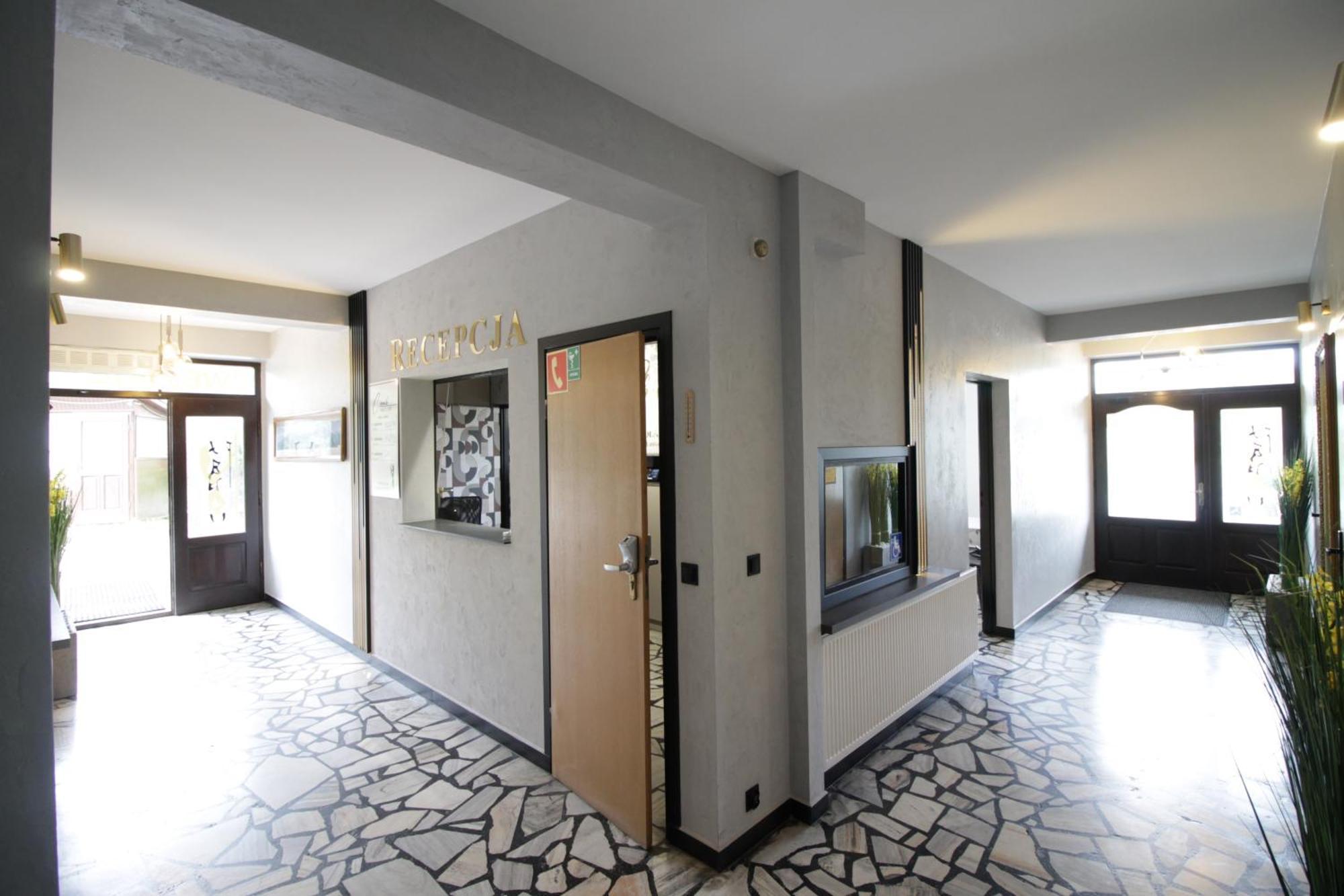 Motel Na Zbojeckiej Skawa Dış mekan fotoğraf